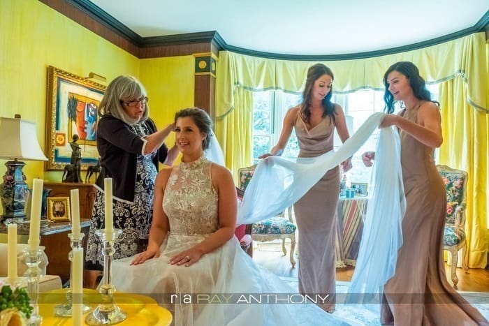 Detroit wedding photographer capturing groom preparations