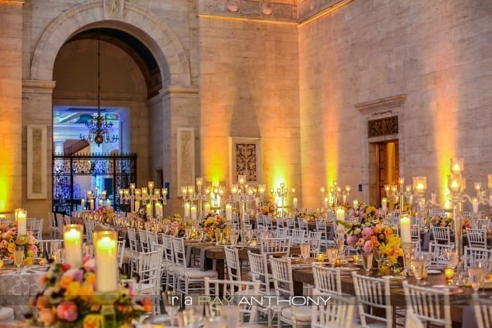 Classic Detroit wedding captured by Ray Anthony Photography