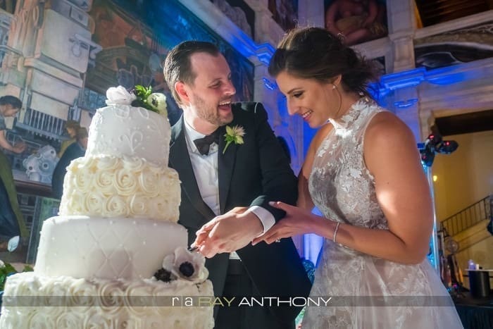 Timeless wedding moments photographed in Detroit