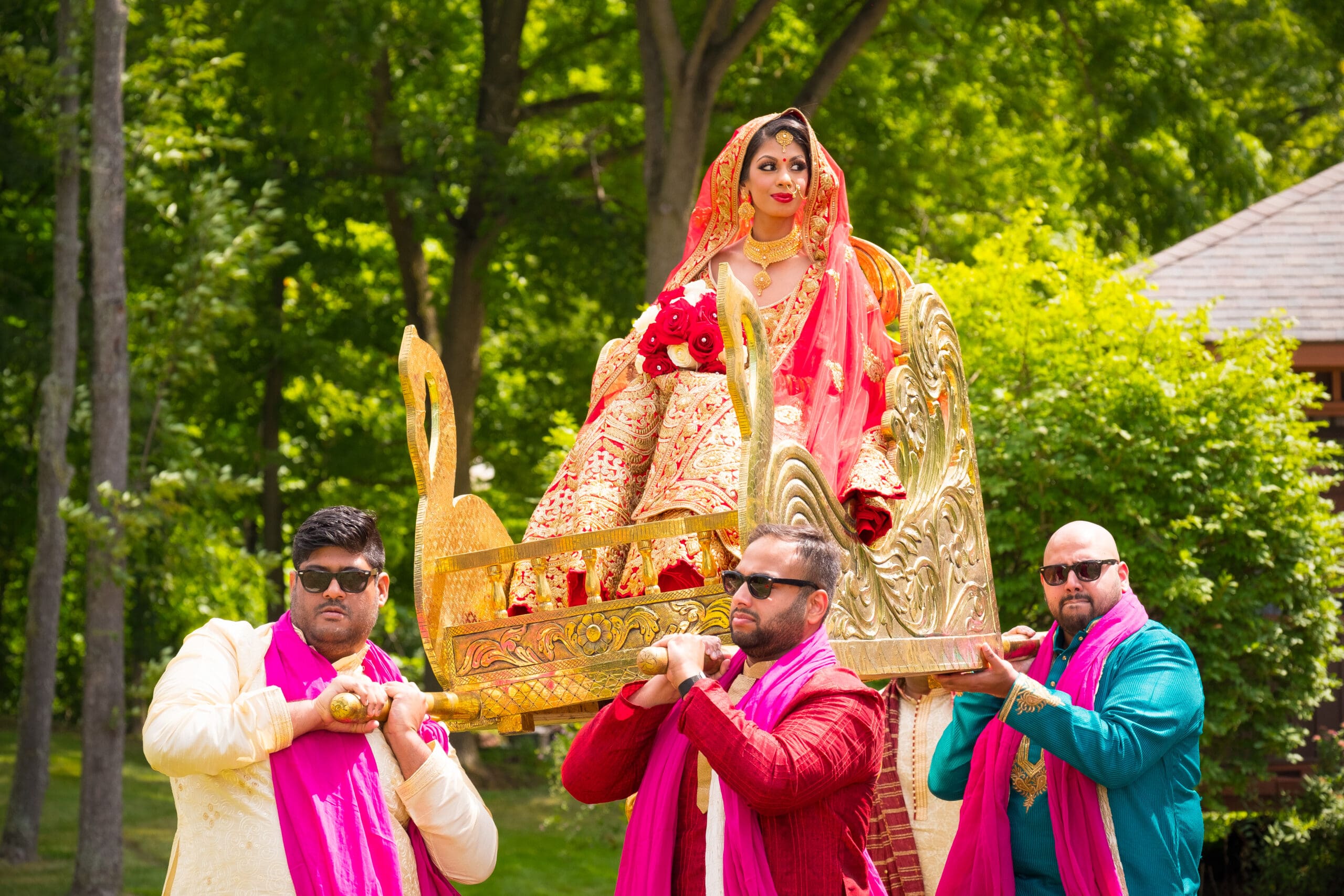 Wedding moments unfolding without interruption